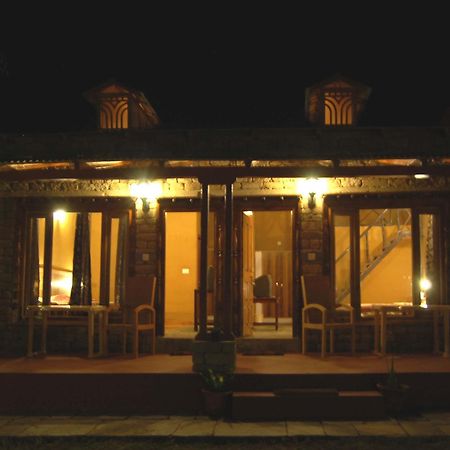 Chevron Mountain Villa Kausani Esterno foto
